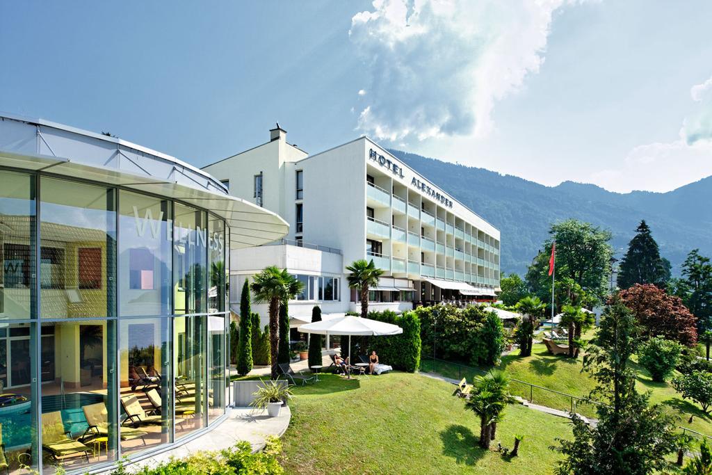Hotel Alexander Веггіс Екстер'єр фото