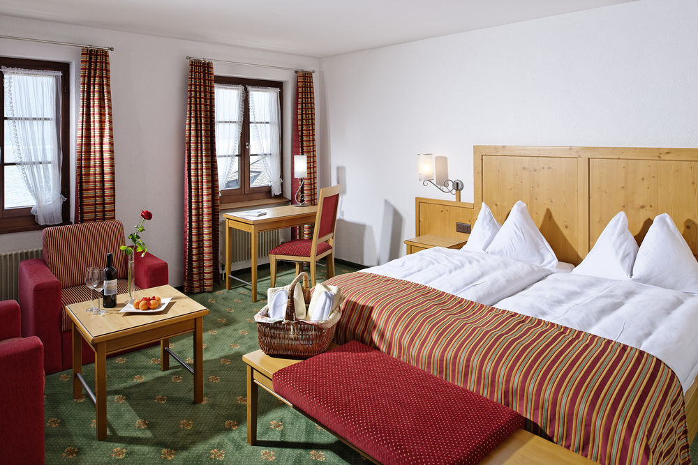 Hotel Alexander Веггіс Екстер'єр фото
